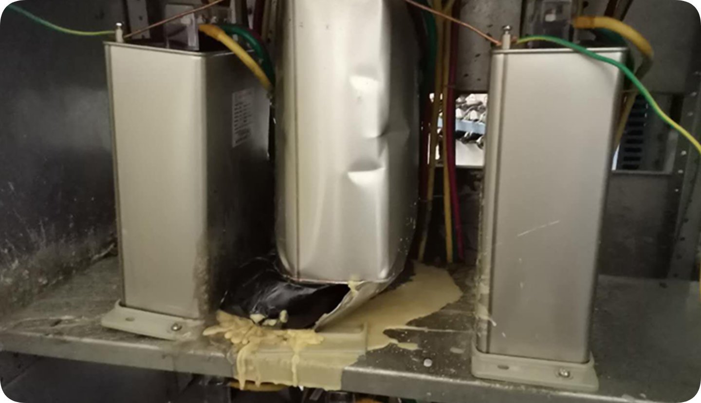 電力電容器內部填充介質液化的原因